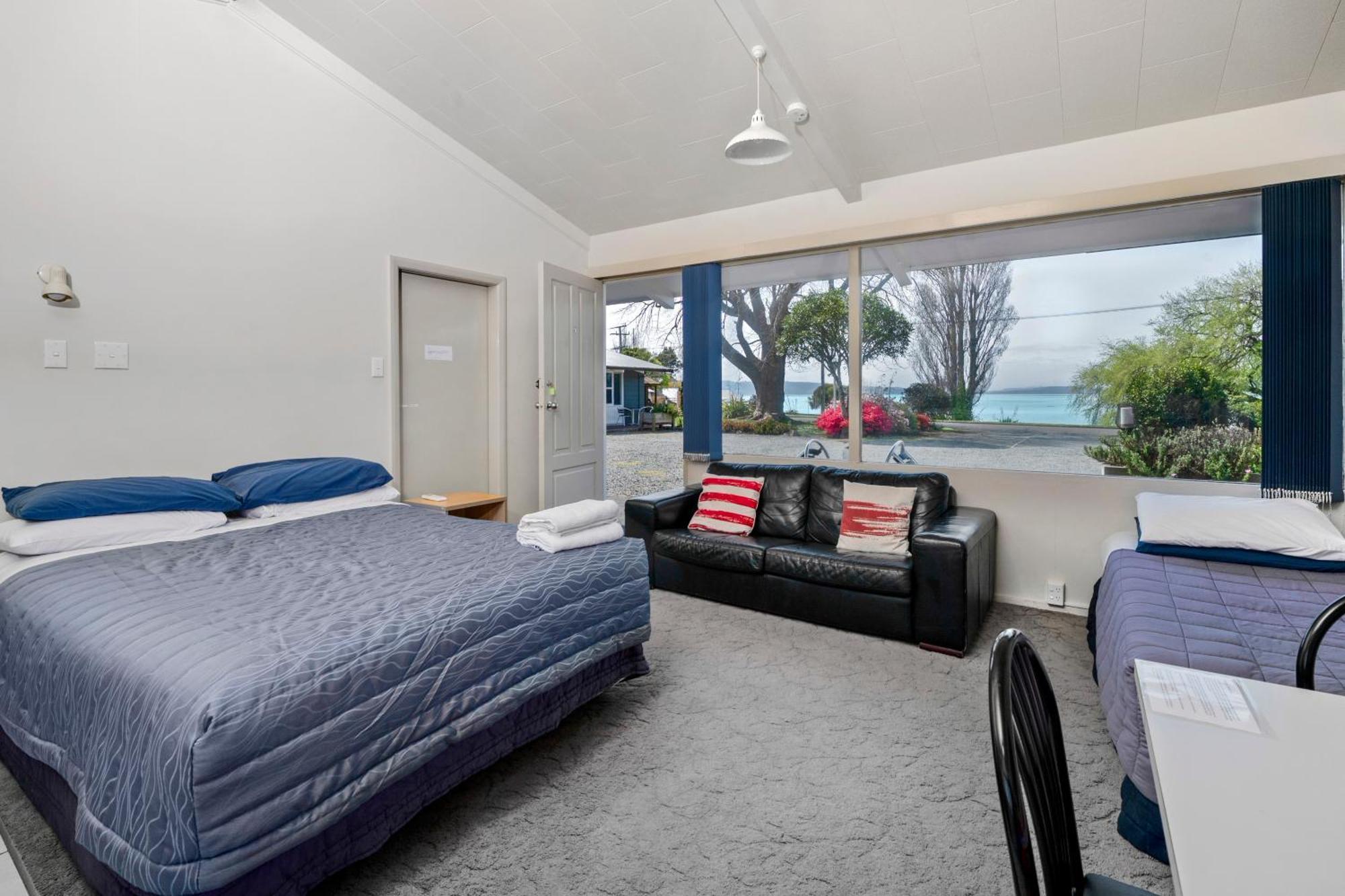 Jack & Di'S Lakefront Motel Rotorua Exterior foto